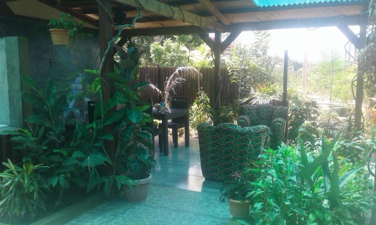 Jungle Of Peace Resort Siquijor Bagian luar foto