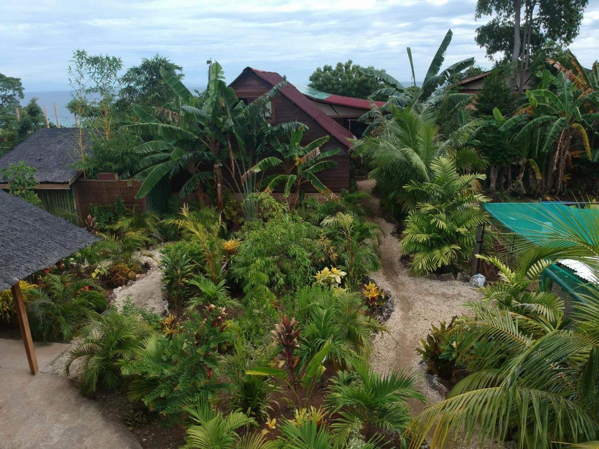 Jungle Of Peace Resort Siquijor Bagian luar foto