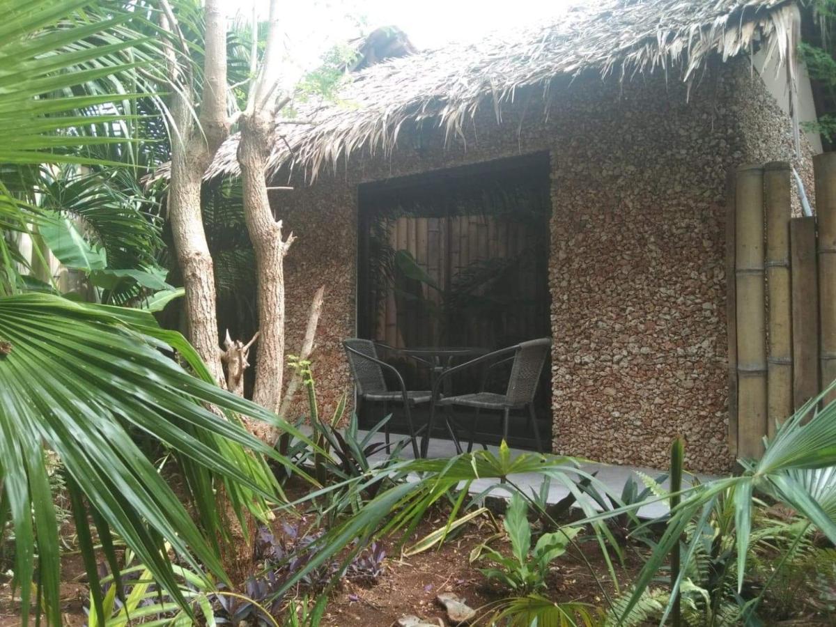 Jungle Of Peace Resort Siquijor Bagian luar foto